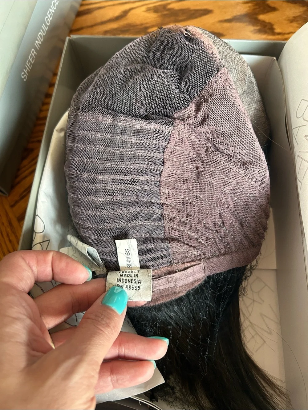 N/A free **wig style